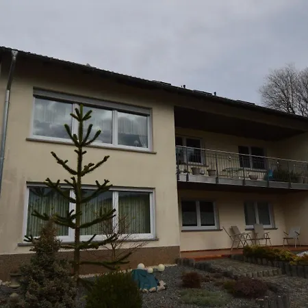 Luxurious In Eifel Near Town Center Balesfeld